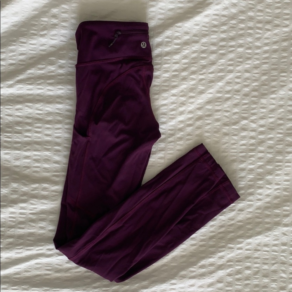 Lululemon • 28” leggings